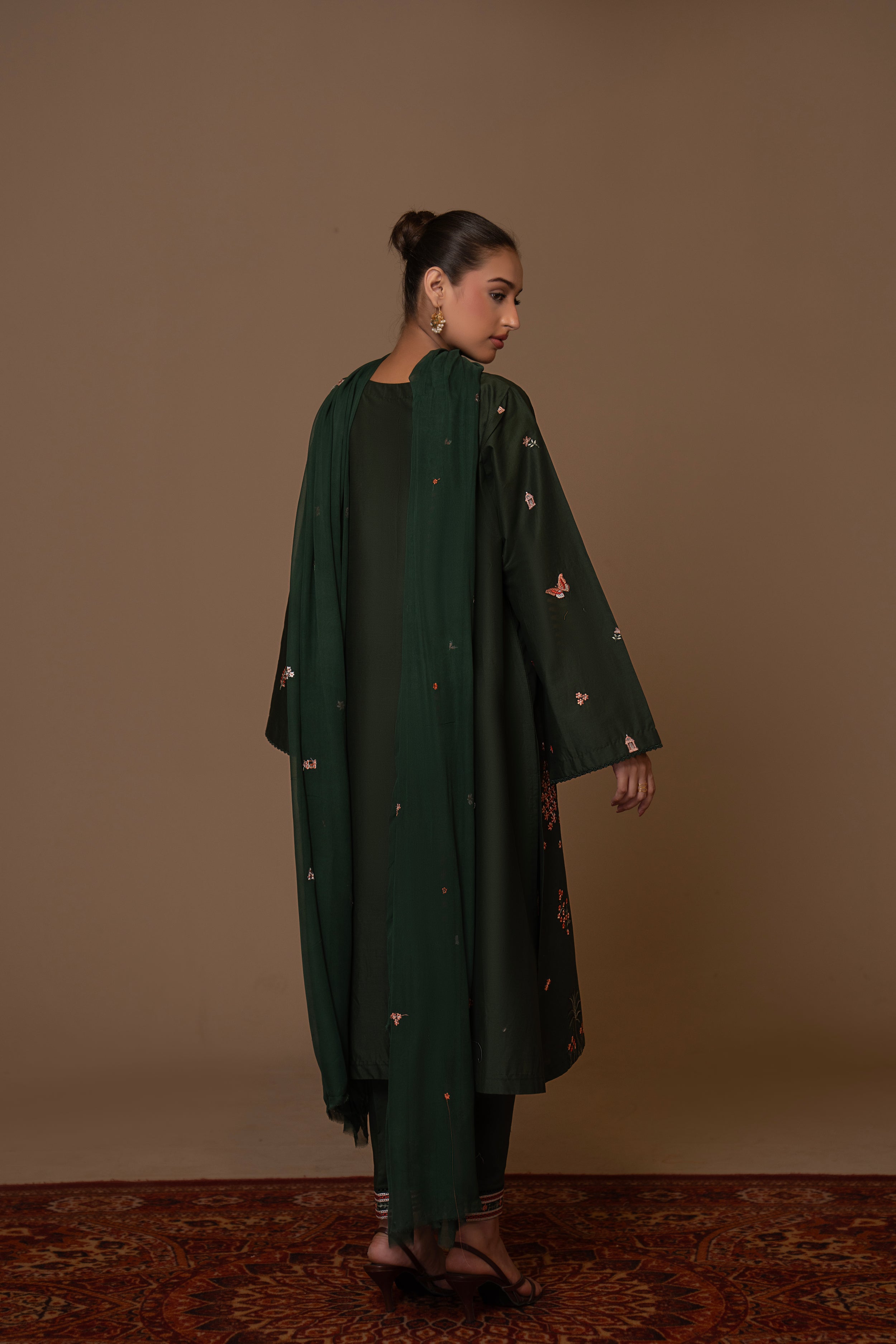 Mehfil - Solid Embroidery 3pc