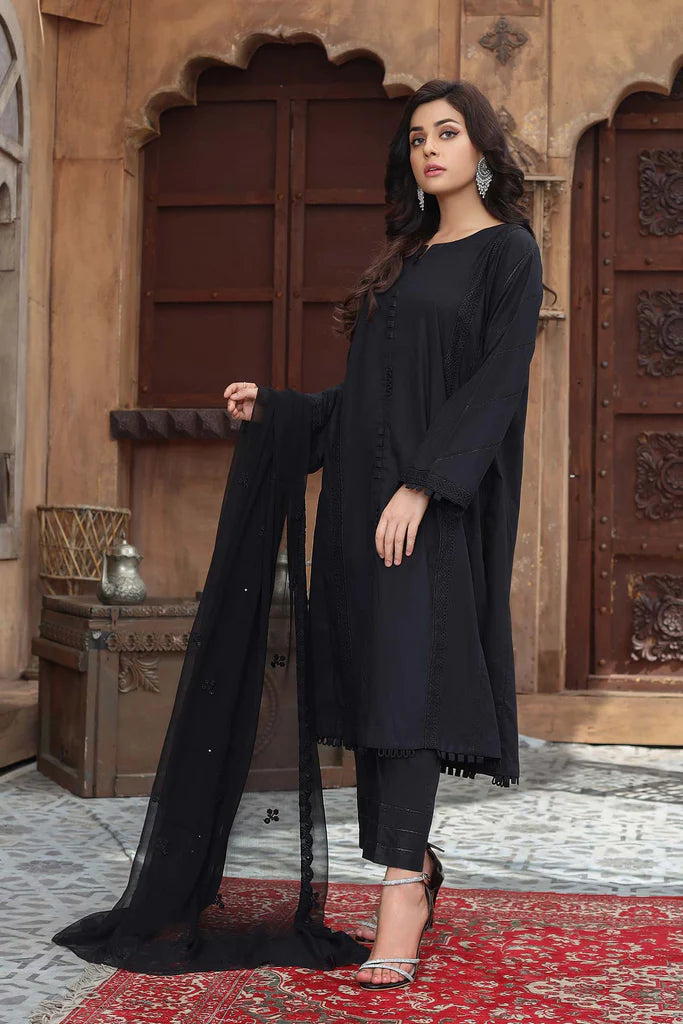 Shop for Pakistani Dresses from Lahore  Maria Nasir