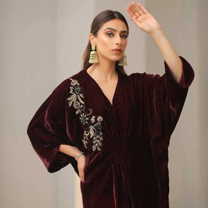 EastPret Velvet Kaftan